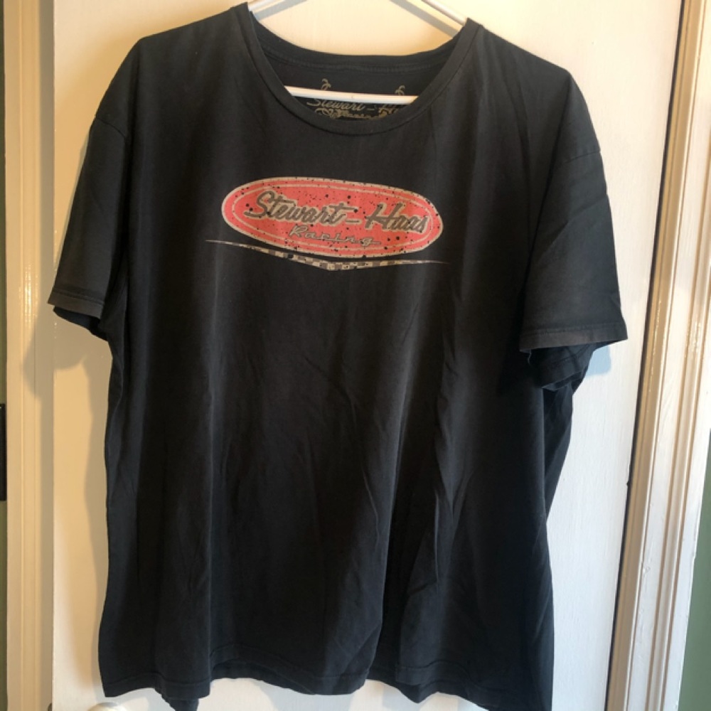 Stewart-Haas racing T-shirt, rare. 🎈2 for $15 🎈